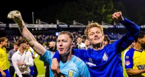 Lesionado há 2 anos, Janik van Osch é agora o herói em Waalwijk: RKC avança para os play-offs