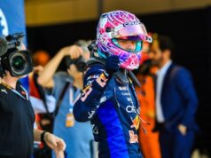 Max Verstappen volta a rir com apoio da família: ‘Minha irmã vai dizer que deveria vir mais vezes’