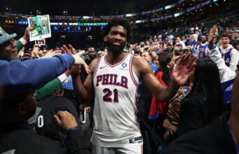 Joel Embiid disse aos fãs do 76ers para não venderem ingressos aos fãs dos Knicks.