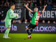Ronald Koeman, goleiro do Telstar, vence um campeonato de longa duração? NEC leva mais tempo para chutar do gol.