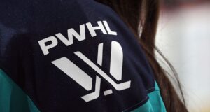 PWHL adia série G5 por preocupação com doenças