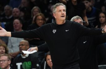 Finch criticou o comportamento pouco profissional dos irmãos…
