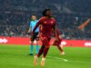 Manu Kone provavelmente deixará a Roma e por que ele será forçado a vender