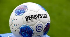 Para a agenda: Hoje recomeçam a Premier League e a Divisão Kitchen Champion.