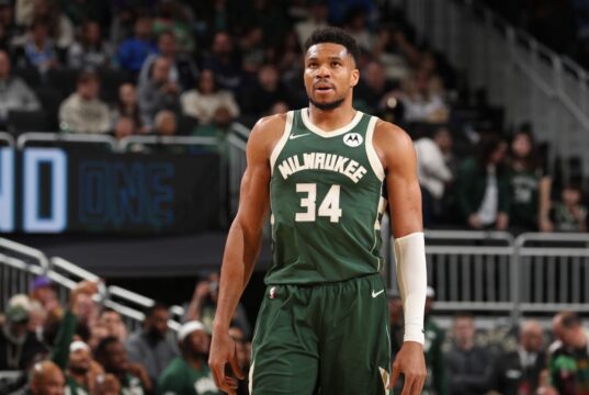 Quais estrelas da NBA poderiam jogar neste verão? Pilha…