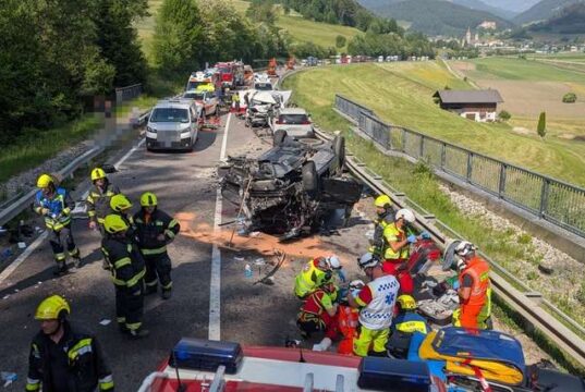 Tragédia em Brunico: morre jovem trabalhador de Campo Tures, três em hospital de terapia intensiva – Notícias