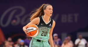 Liberty G Sabrina Ionescu (costas) fora contra Mercury