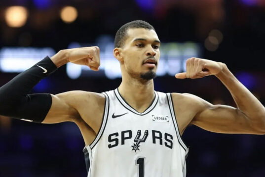 Victor Wambayama e os Spurs oferecem o melhor valor para o título da NBA.