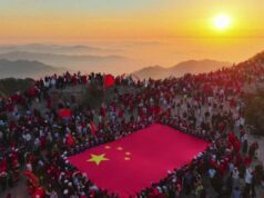 A China, erguendo-se no Monte Tai, atrai 20 mil pessoas ao topo: é uma visão espetacular
