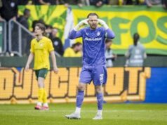 Feyenoord empata com 10 homens: cartão vermelho de Gladon após intervenção do VAR