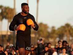 Francis Ngannou conhece primeiro promotor de MMA em evento MVP