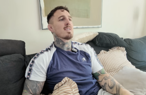 Tom Aspinall atribui a derrota de Rico Verhoeven a Oleksandr Usyk