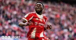 Copa do Mundo de 2026: Alfonso Davies na seleção do Canadá, apesar da lesão recente