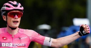 Giro d’Italia 2026: Jonas Vingegaard domina em fúria