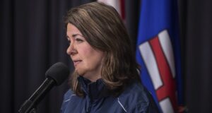 Alberta Premier faz campanha contra a secessão do Canadá