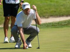 O participante tardio Martin Laird assumiu a liderança de 1 tacada em Myrtle Beach.