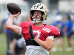 Os Chiefs dispensaram o QB Jack Heiner em uma série de mudanças no elenco.