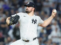 Carlos Rodin voltou ao rodízio dos Yankees contra os Brewers.