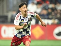 “Real Salt Lake assina M Noel Kalskin para extensão” .