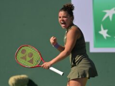 A atual campeã Jasmine Paolini sobreviveu a um susto para avançar em Roma.
