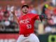 Gratos pelo intervalo, os Cards tentam manter o mojo contra os Brewers.
