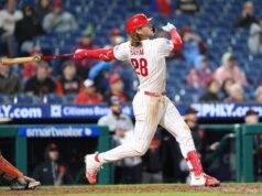 Os Phillies venceram os Giants por 10 para vencer o doubleheader e o set de 3 jogos.