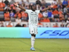 O Rapids assinou com F Darren Yappy um contrato de vários anos.