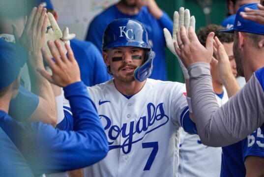 Michael Wacha lançou 7 entradas rápidas enquanto os Royals eliminavam os Guardians.