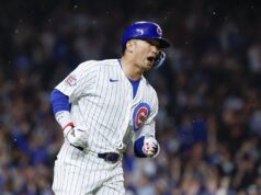 O chute de Michael Conforto leva os Cubs sobre os Reds.