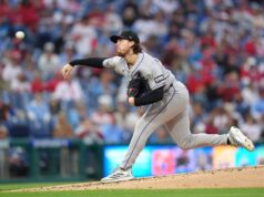 Os Rockies perderam uma vantagem de 6 corridas antes de vencer os Phillies em 11.