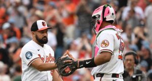 Os Orioles giram um 4 rebatedores para salvar a final contra os A’s.