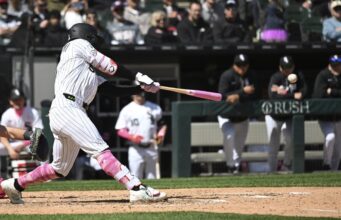 Monitaka Murakami leva os White Sox a um confronto contra os Royals.