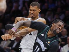 Os Wolves venceram, até mesmo a série, depois que Victor Wembanyama, do Spurs, foi expulso