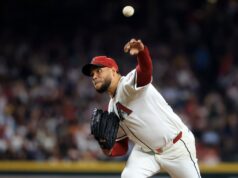 Eduardo Rodriguez, dos D-backs, ampliou sua marca de invencibilidade contra as Montanhas Rochosas
