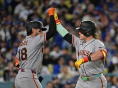 Eric Haas acerta 2 HRs, os Giants vencem os Dodgers.