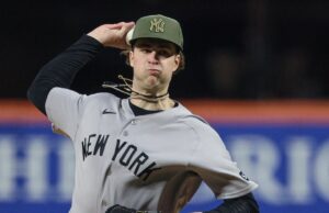 Recém-saídos de um rali tardio, os Yankees tentaram sacudir os Royals novamente.