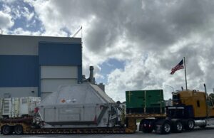 Bem-vindo ao lar! Cápsula Orion da Artemis 2 retorna à Flórida após missão lunar épica (foto)