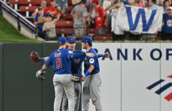 Os Cubs tentam encerrar maio em alta contra os Cardinals.