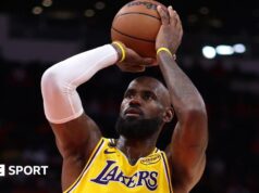LA Lakers venceu o Houston Rockets com LeBron James estrelando e preparando o confronto do Oklahoma City Thunder