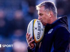 O técnico Franco Smith está nervoso com a final, quando o Glasgow Warriors enfrentará o Connacht nas quartas-de-final do URC.