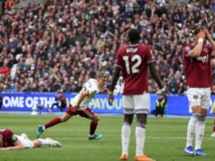 Um gol no final e VAR ajudam o Arsenal a manter o controle na EPL