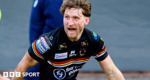 Super League: Bradford Bulls 16-14 Hull FC – Os anfitriões encerram uma seqüência de cinco derrotas consecutivas.