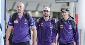 Os Fremantle Dockers farão uma corrida louca até o aeroporto após o jogo contra os Western Bulldogs para capturar o terror da meia-noite