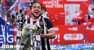 Jodie Jones: O ala do Notts County supera lesão para iluminar Wembley