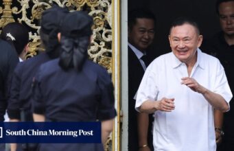 O ex-primeiro-ministro tailandês Thaksin foi libertado em liberdade condicional.