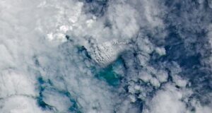 Satélites capturam a erupção do vulcão subaquático – mas os cientistas não sabem o que realmente está acontecendo no mar