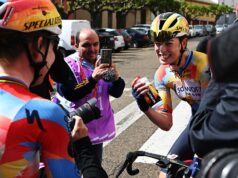 SD Worx-Protime compartilha a vitória na etapa da Vuelta Femenina enquanto a gestão da equipe lida com as ambições dos pilotos
