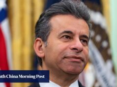 Trump diz que o comissário de Alimentos e Medicamentos dos EUA, Marty Macari, está fora.