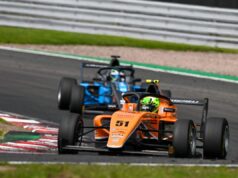 Green venceu novamente enquanto a corrida pelo título GB4 esquentava em Oulton Park