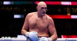 Tyson Fury sugere uma luta em agosto em Dublin.